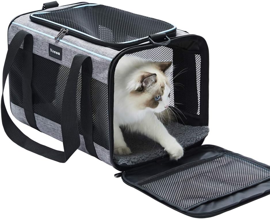Vceoa 17.5" Pet Carrier for Cats & Small Dogs